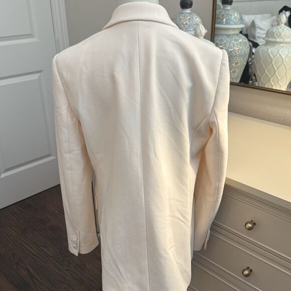 NWT Club Monaco Women's Blazer Cream
Double Breasted - Picture 4 of 7